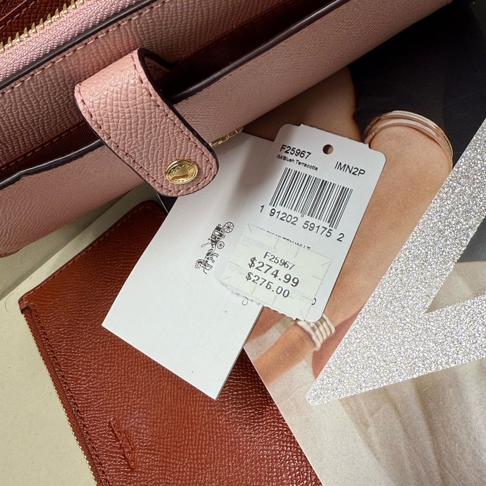 (new+tag) Coach blush pink terracotta colorblock wallet fits iPhone pro inside - Picture 12 of 12